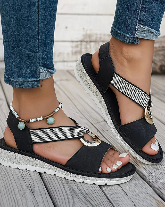 Delia | Sandalias Planas con Hebilla Metálica