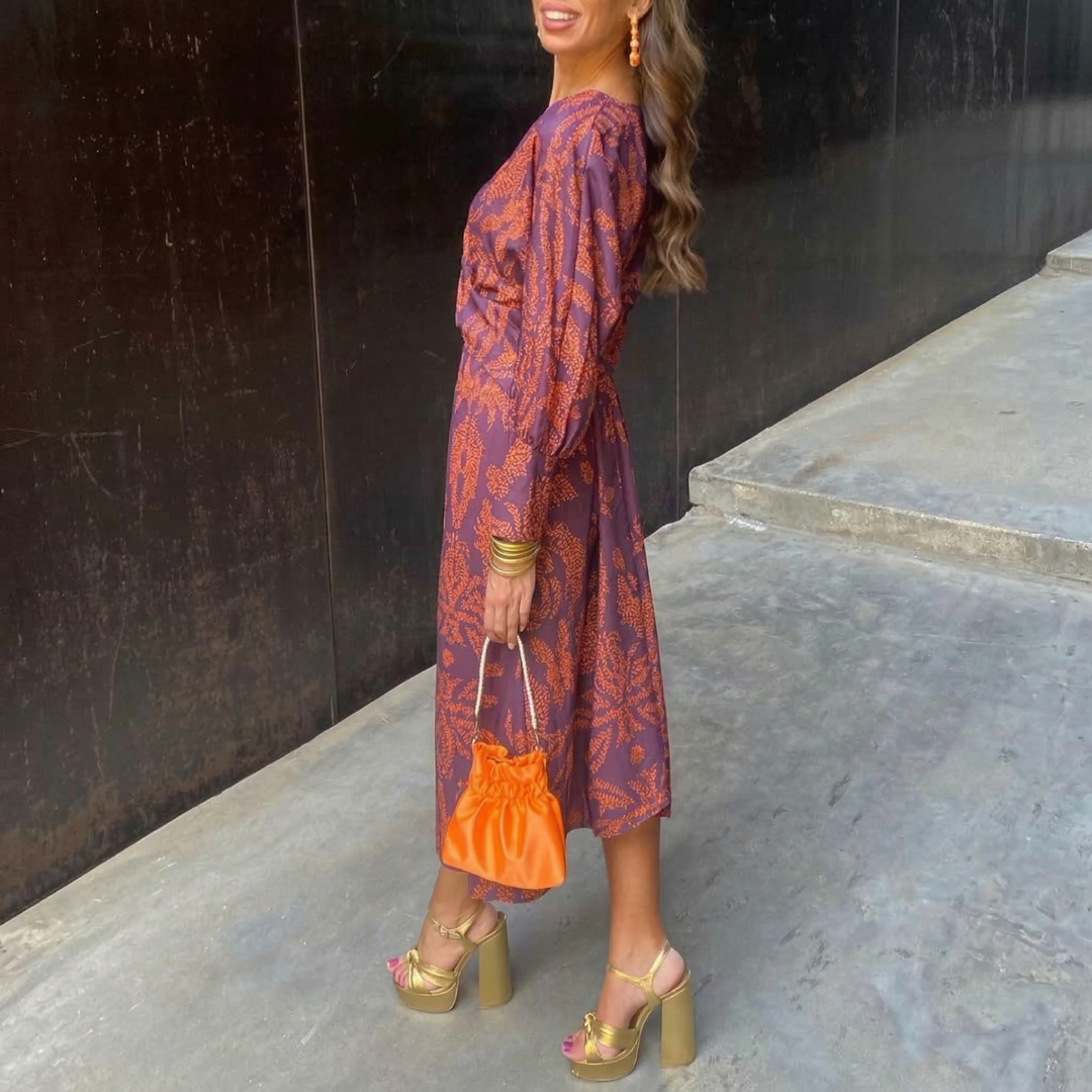 Isadora – Vestido Midi Elegante con Nudo en la Cintura y Estampado Artístico