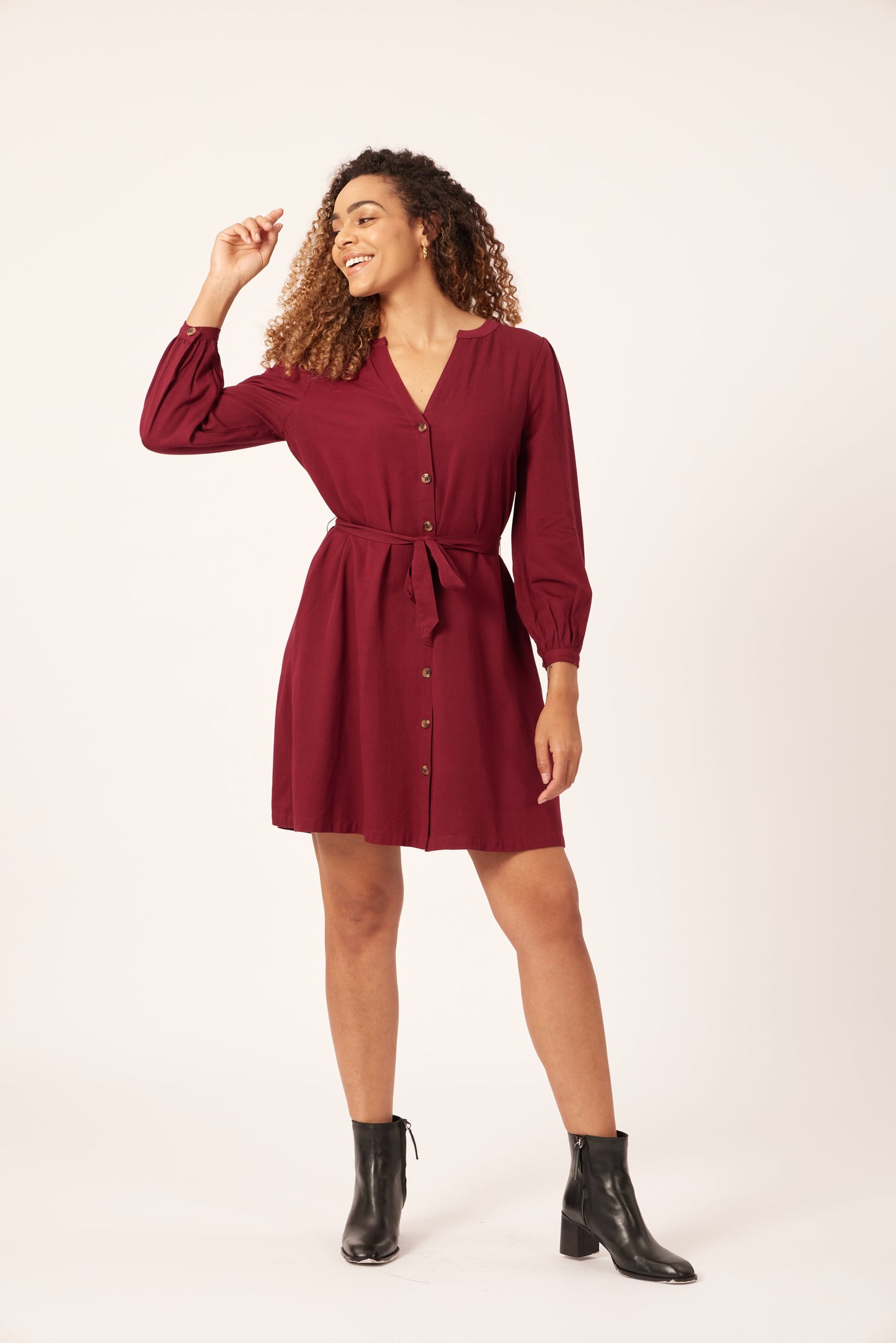 VESTIDO CAMISERO CON CINTURÓN