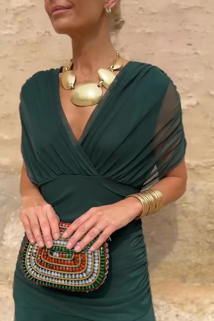 VERO -  ELEGANTE VESTIDO DE FIESTA CON CUELLO EN V