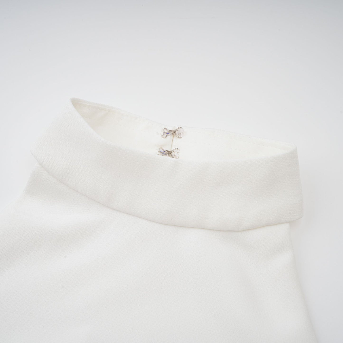 Inés | Vestido largo de capas con cuello halter